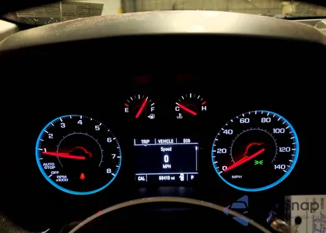 2018 Chevrolet Equinox Lt z USA, uszkodzony, nr VIN 3GNAXJEV3JL180497